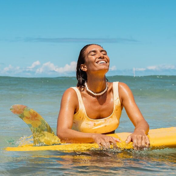 White Puka Shell Necklace Hawaiian Beach Choker Summer Surf Jewelry - Picture 2 of 6